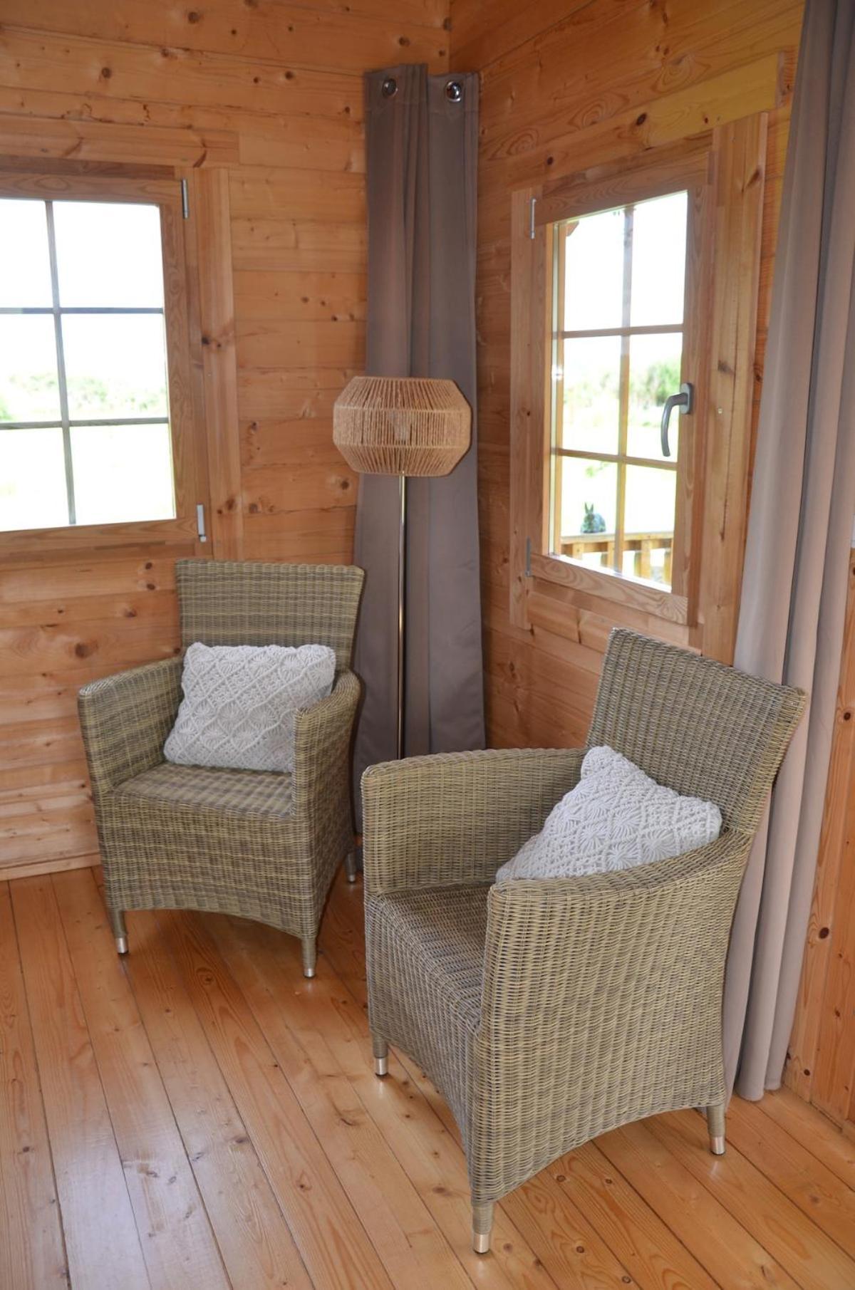 Chalet Bois Pleine Campagne A Pontigny Exterior photo